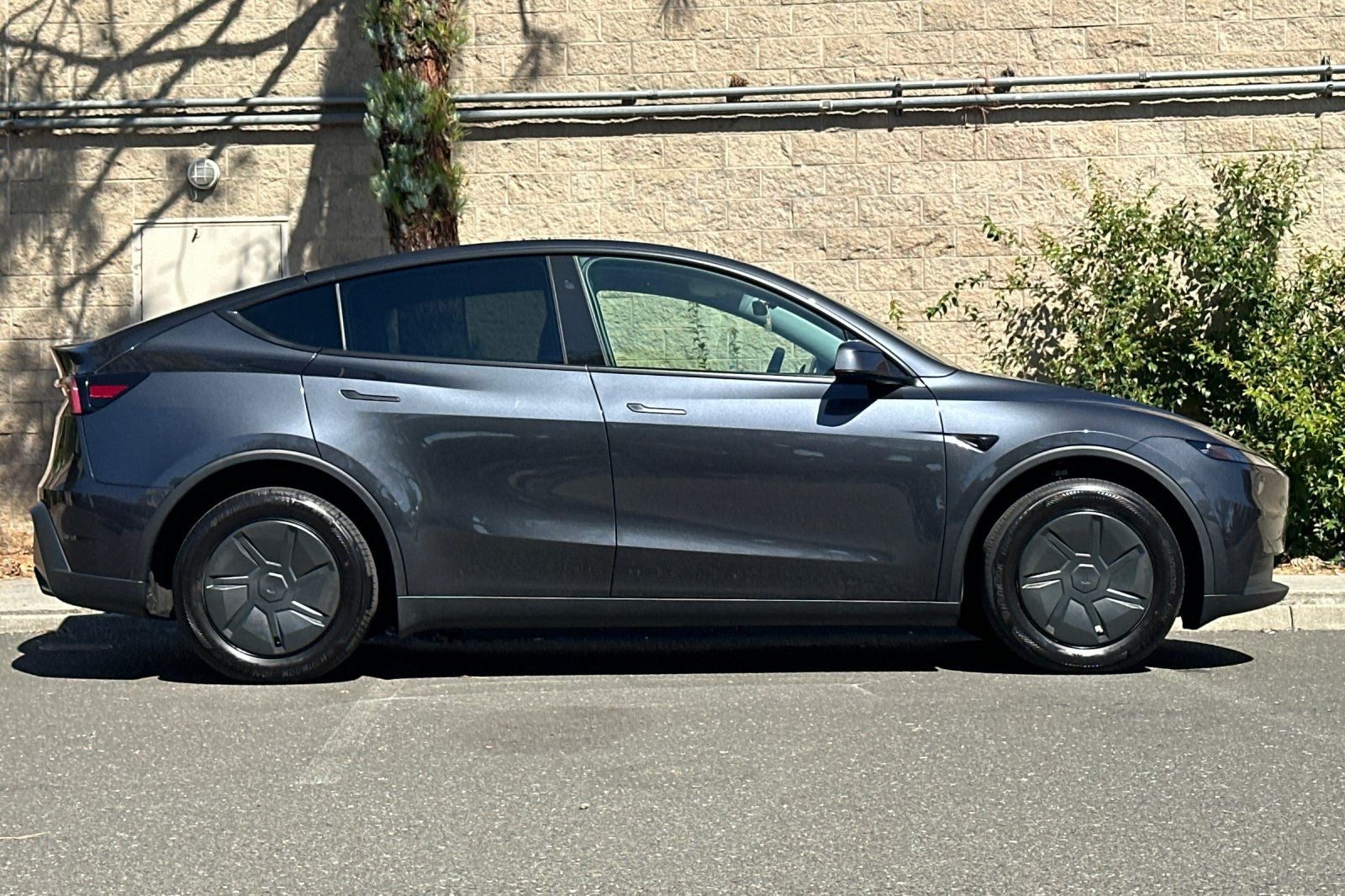 tesla model y 2026 7SAYGDED1TA606141 image tesla model y 2026 7SAYGDED1TA606141 image